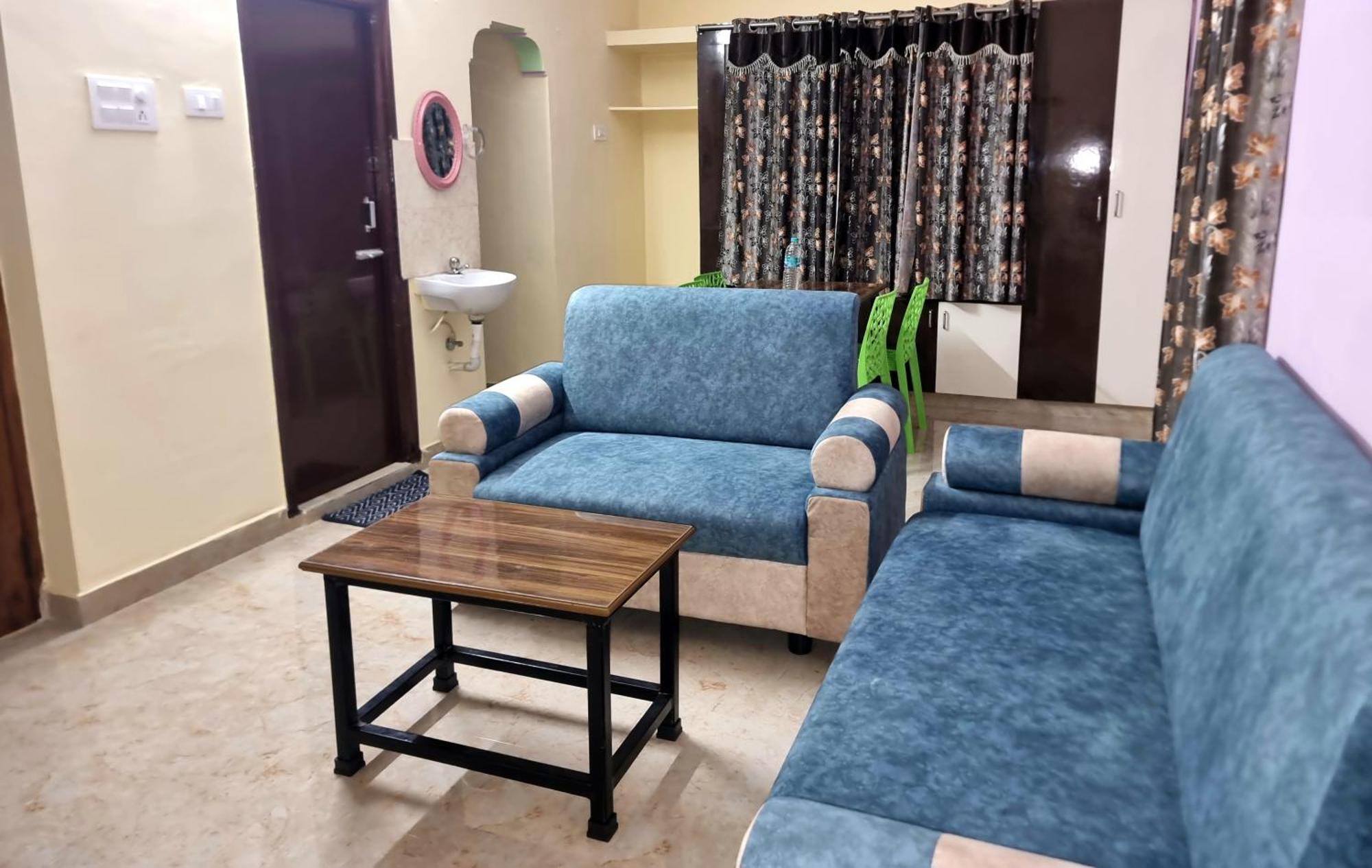 Sannidhi Service Apartments ティルパティ エクステリア 写真
