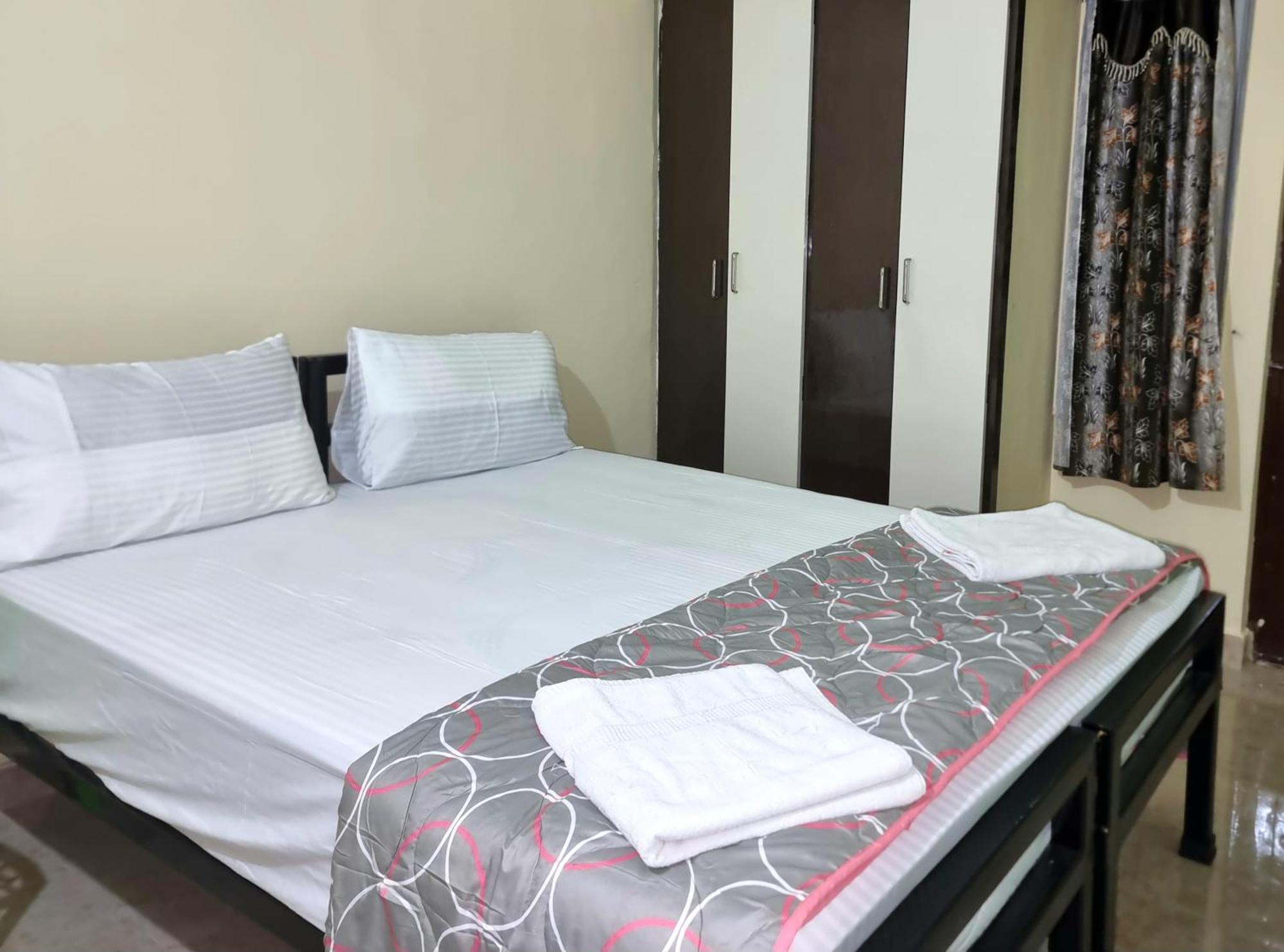 Sannidhi Service Apartments ティルパティ エクステリア 写真