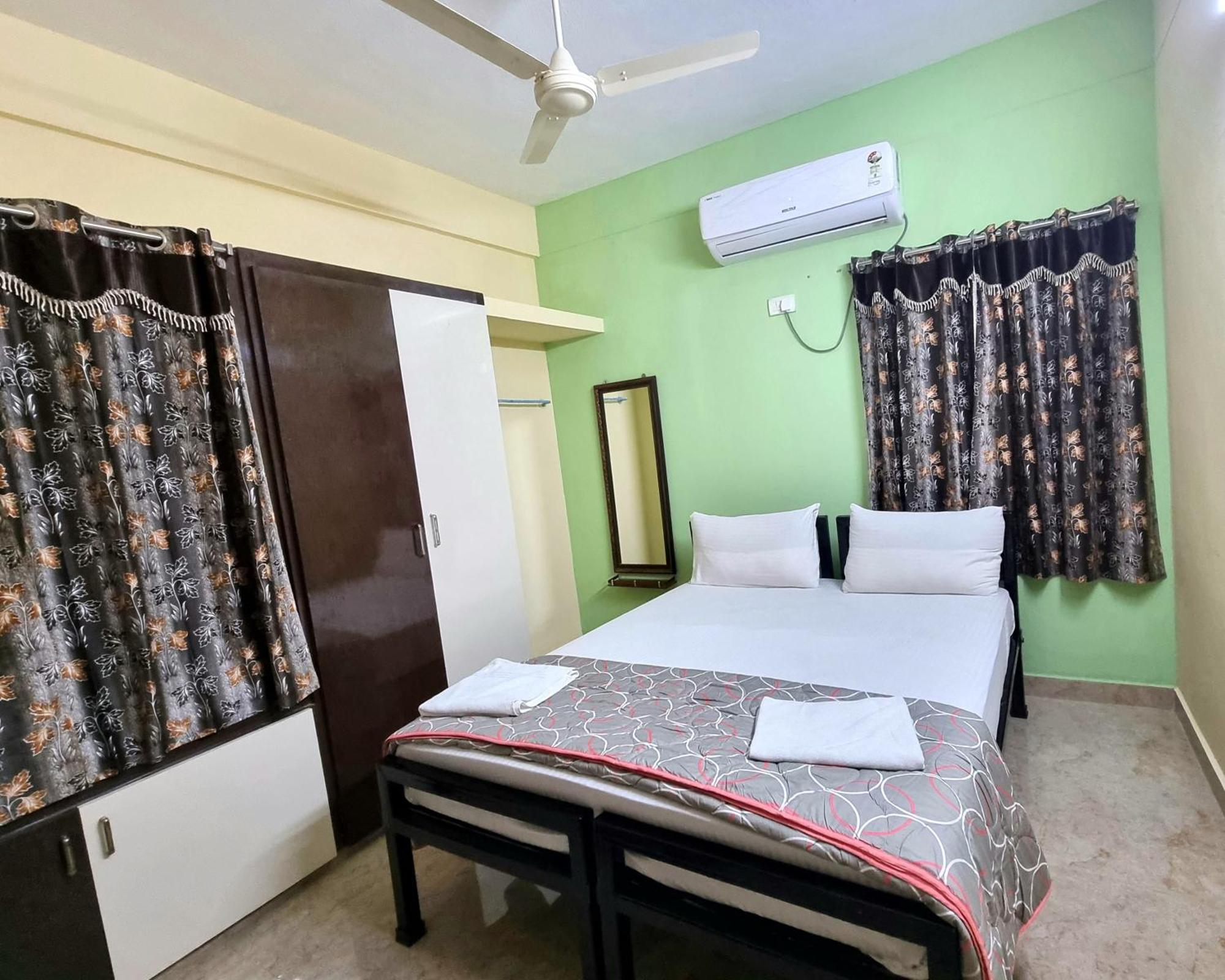 Sannidhi Service Apartments ティルパティ エクステリア 写真