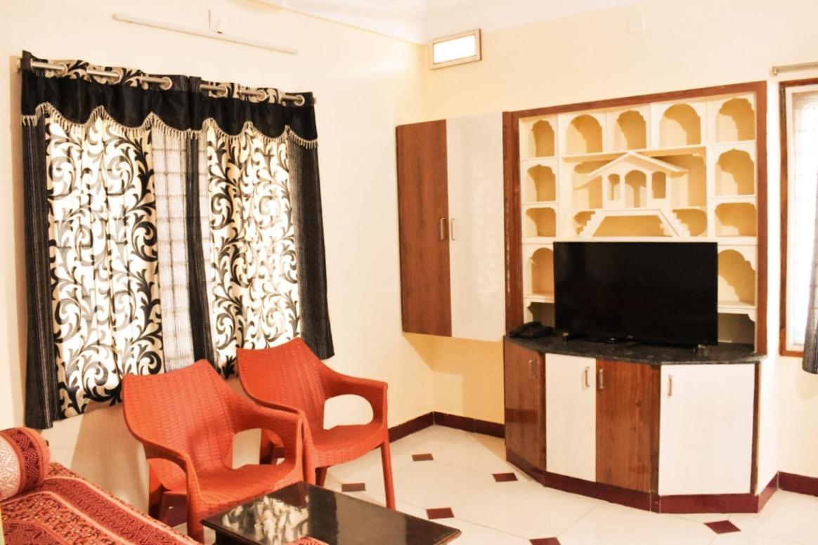 Sannidhi Service Apartments ティルパティ エクステリア 写真